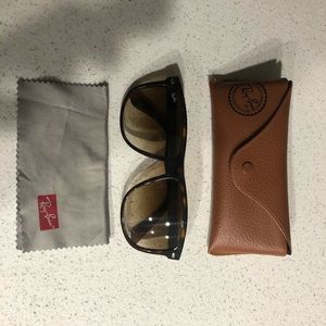 Ray-Ban RB4147 710/51 Tortoise Sunglasses Like New